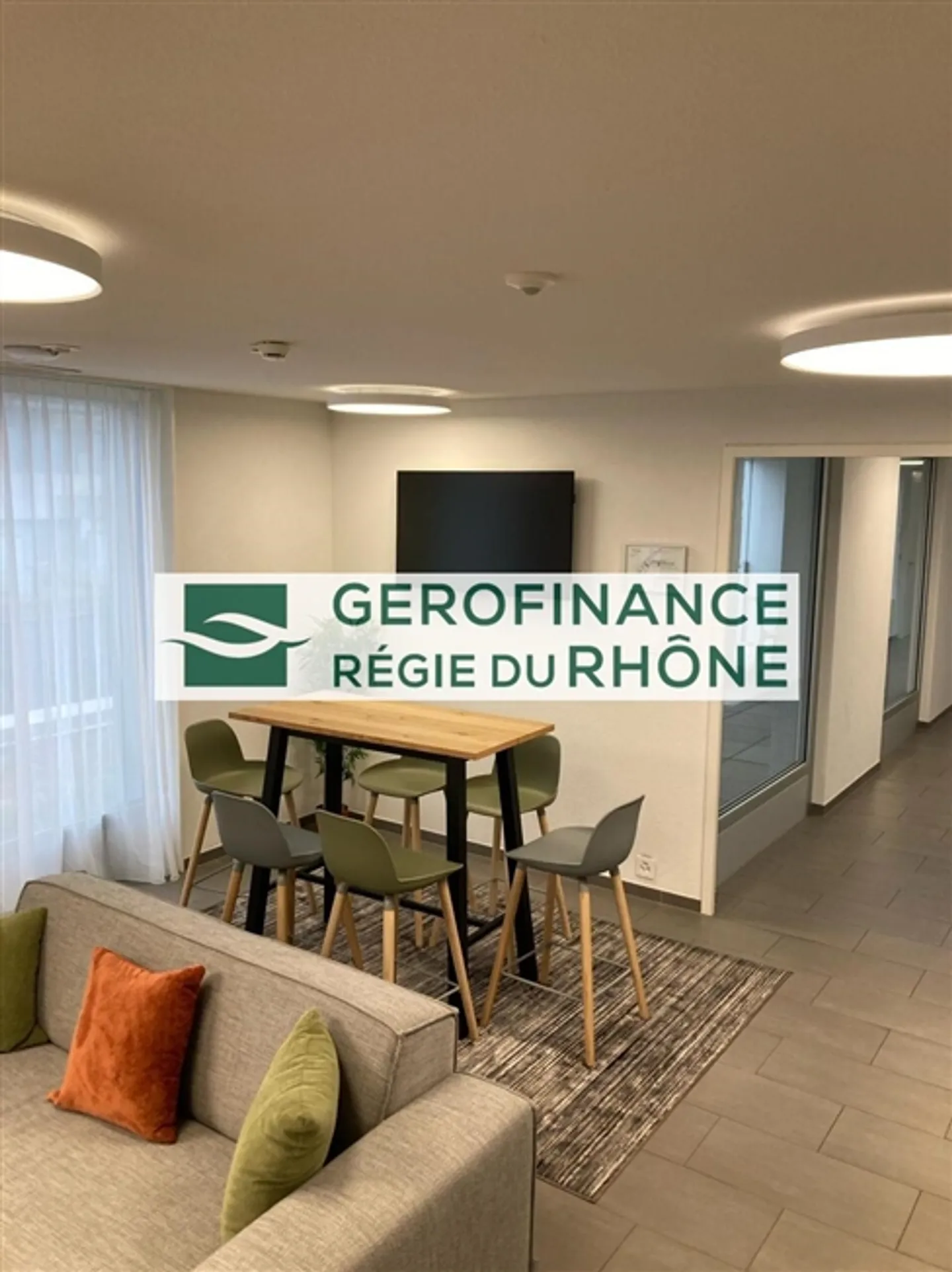 Large furnished studio of about 32 m² - Photo 4 of 7