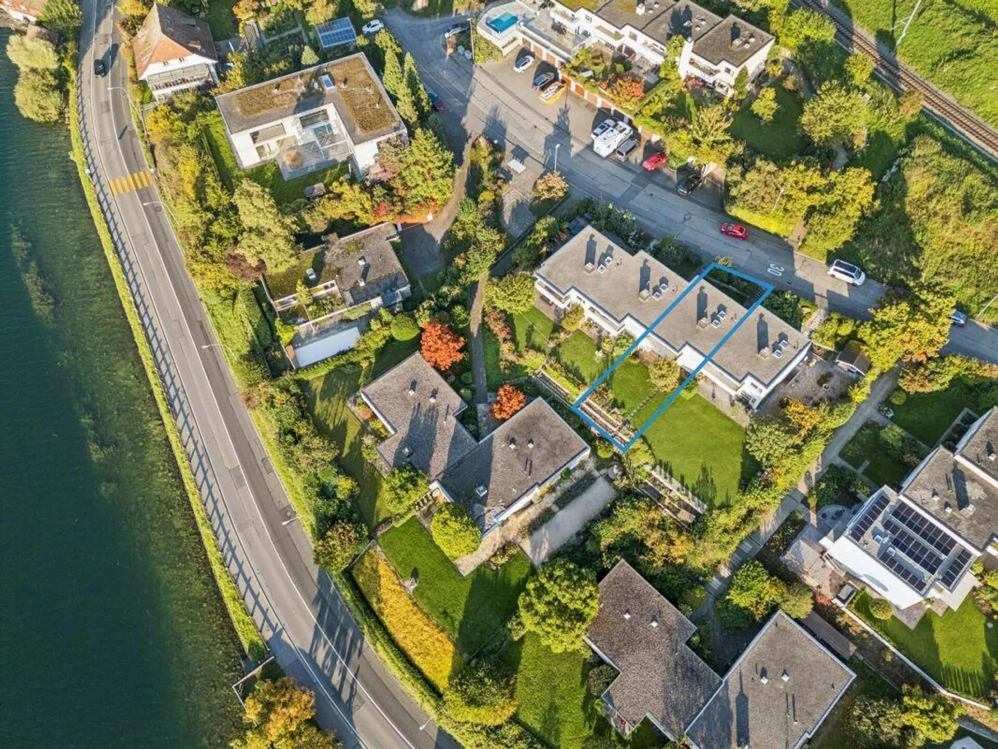 Living with a dream view of the lake in Oberwil - Photo 6 of 30