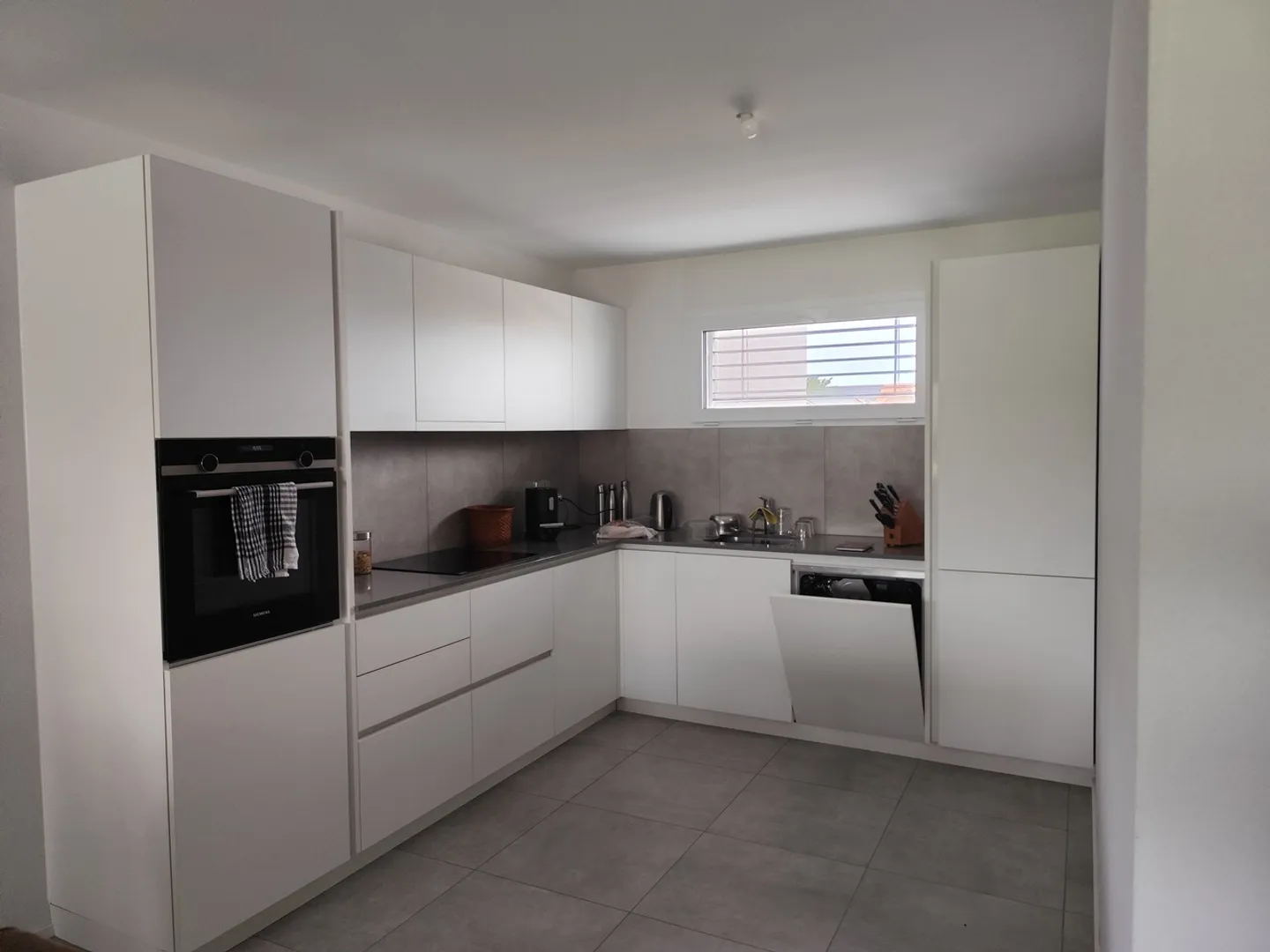Beautiful 2.5-room apartment in the heart of Siviriez - Photo 2 of 6