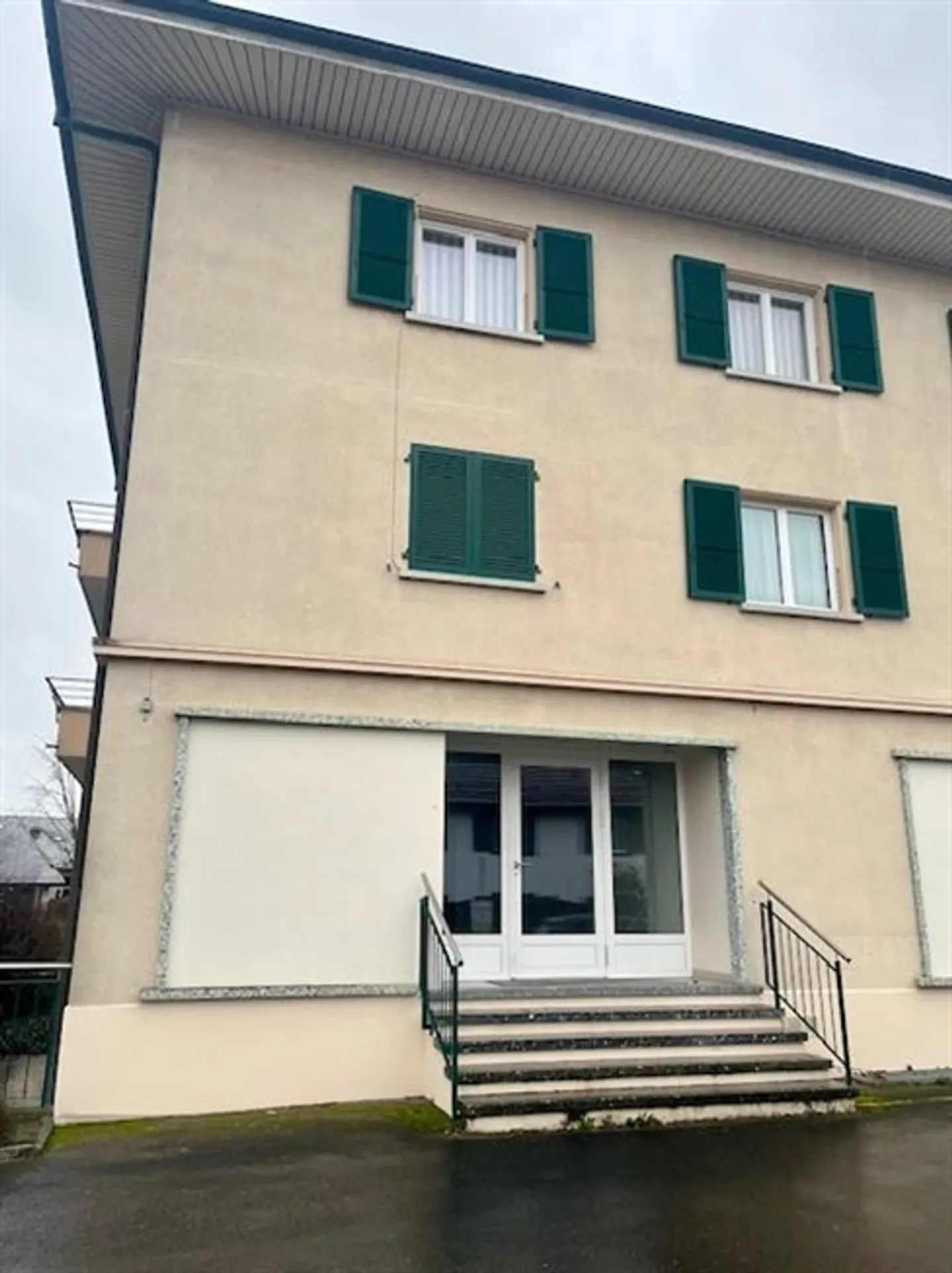 Commercial Area in Eysins - Photo 3 of 4