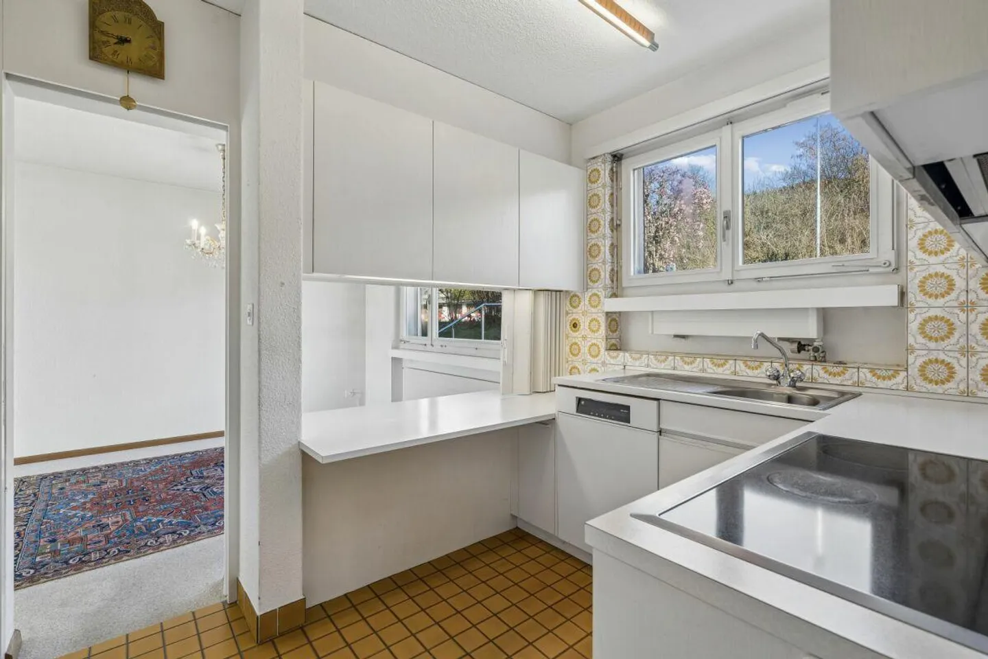 Living with a dream view of the lake in Oberwil - Photo 16 of 30