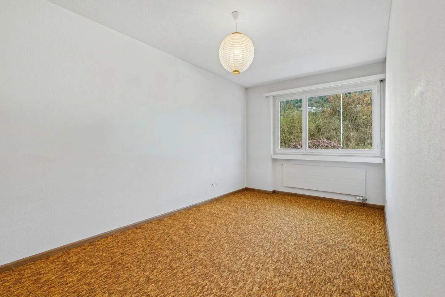 Living with a dream view of the lake in Oberwil - Photo 22 of 30