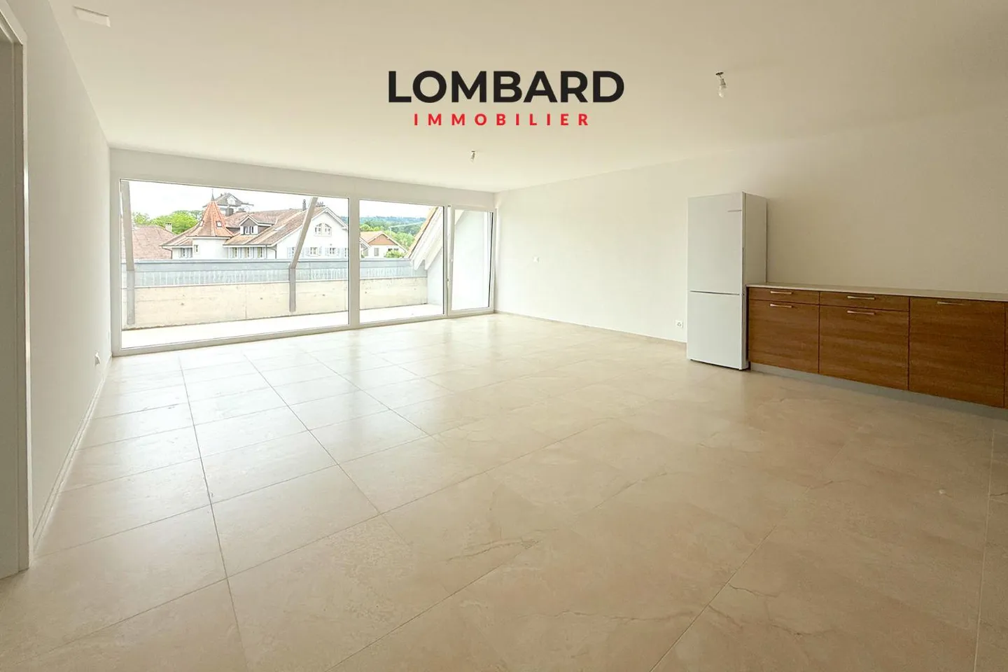 New penthouse with large terrace - Photo 2 of 9