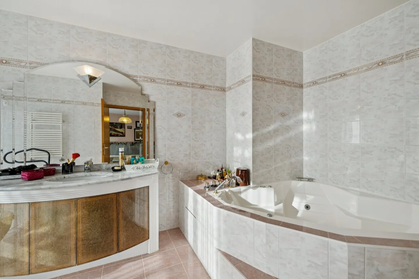 Il tuo angolo di pace in una zona residenziale ricercata - Foto 9 di 20