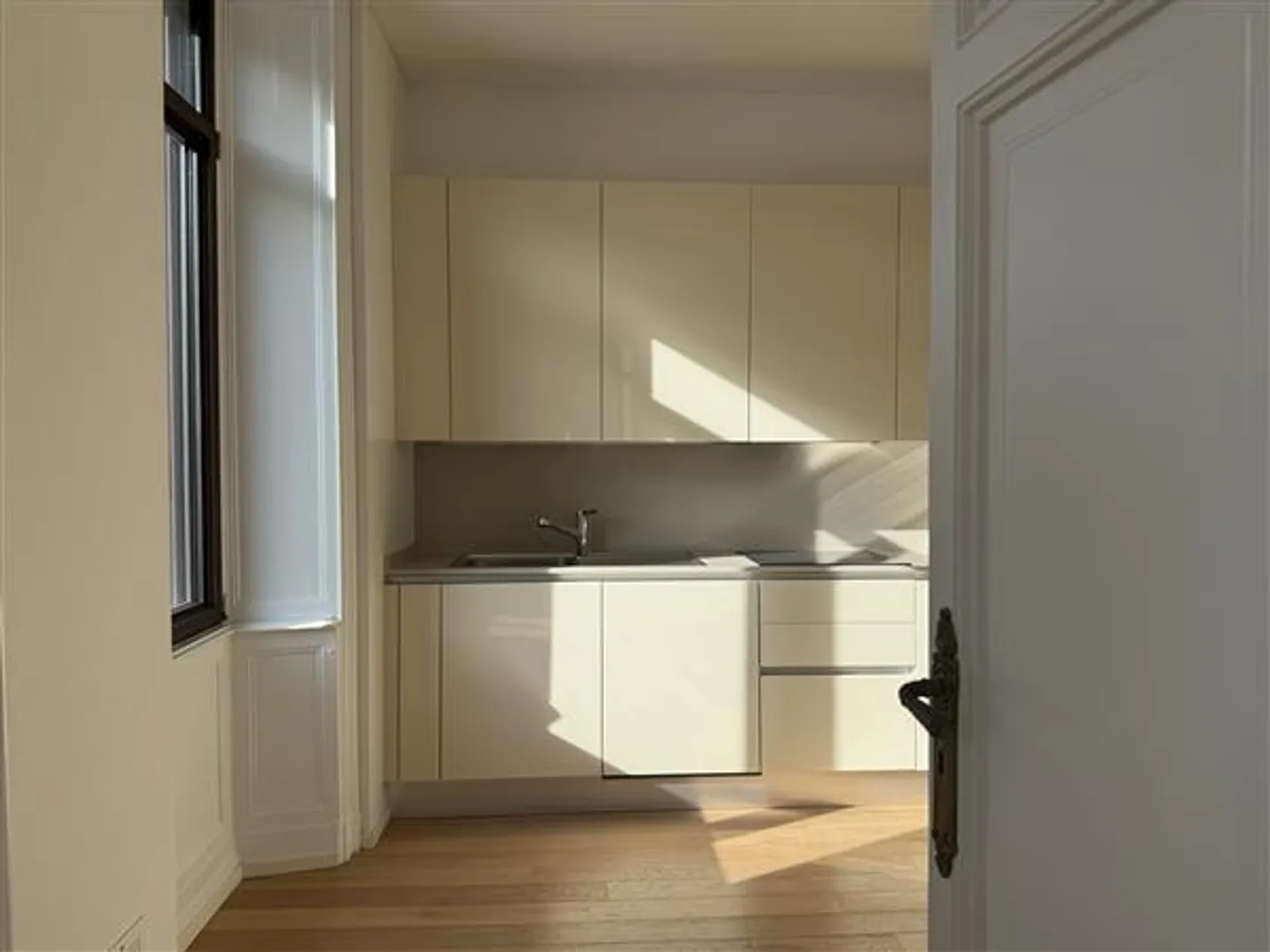 Lugano Luxury Apartment with Lake View - Photo 9 of 12