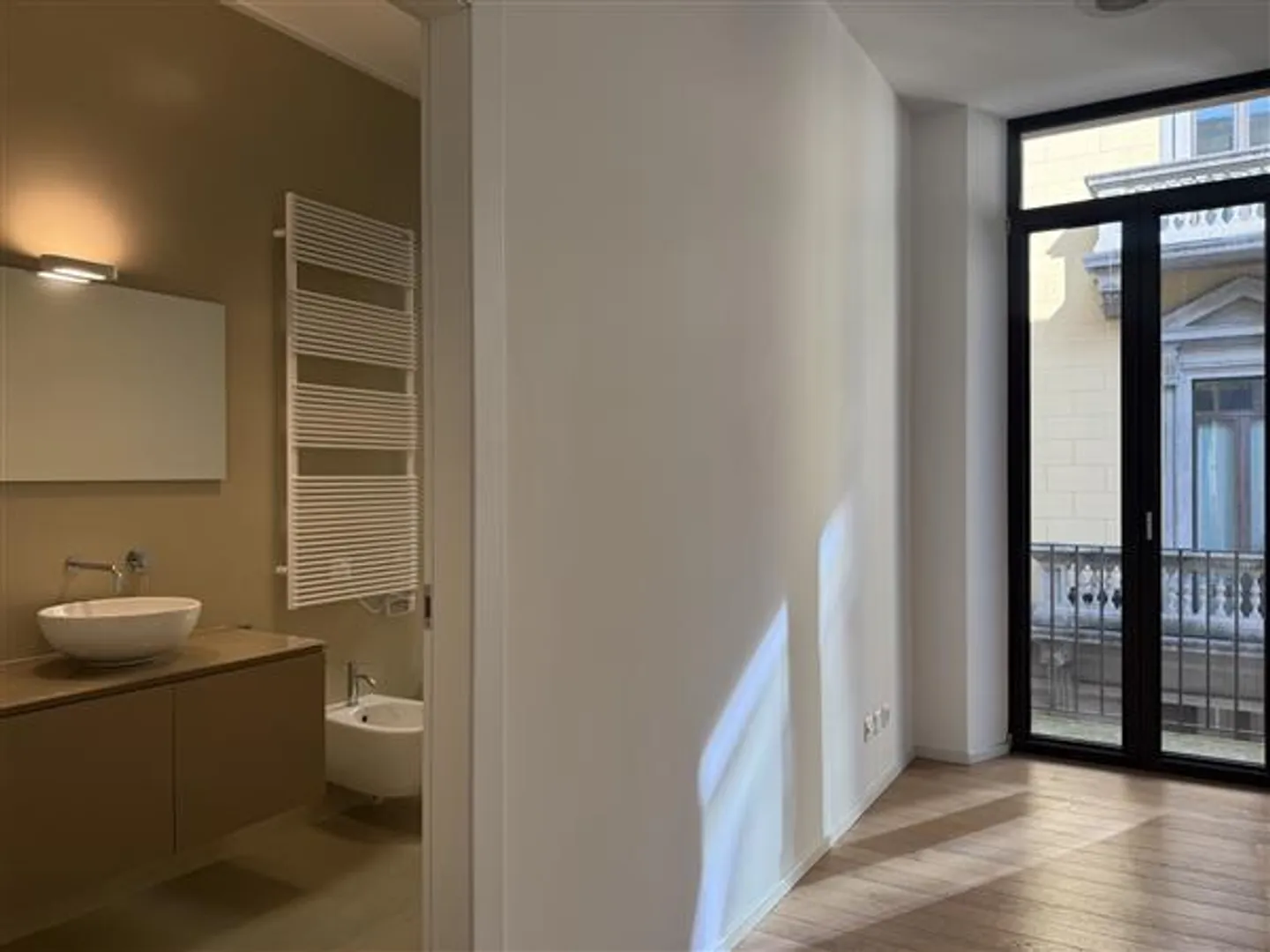 Lugano Luxury Apartment with Lake View - Photo 5 of 12