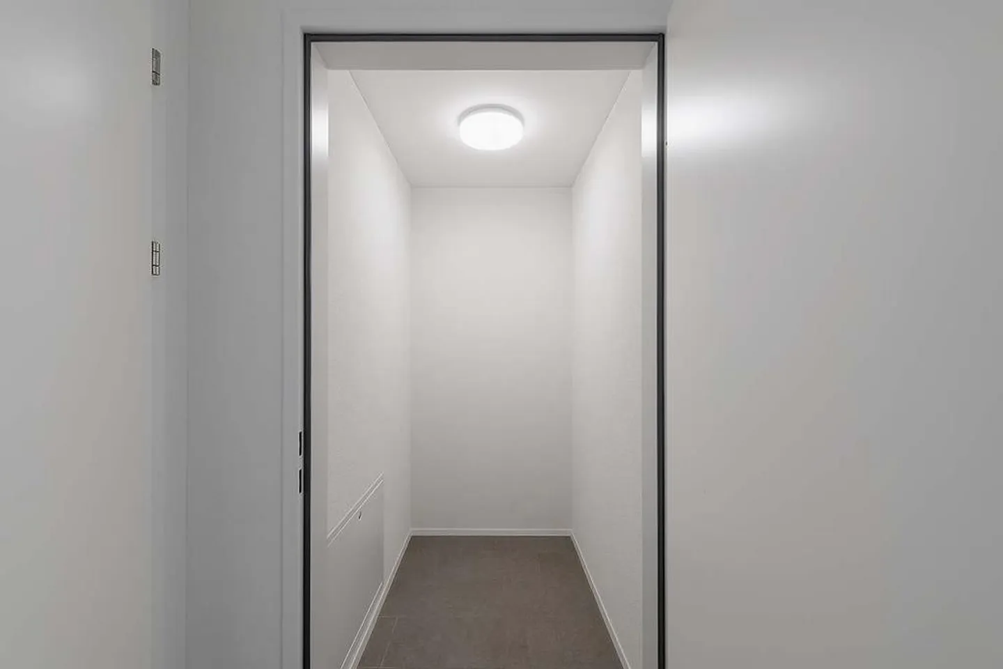 Appartement moderne de 4 pièces, emplacement calme à Dietikon - Photo 8 sur 10