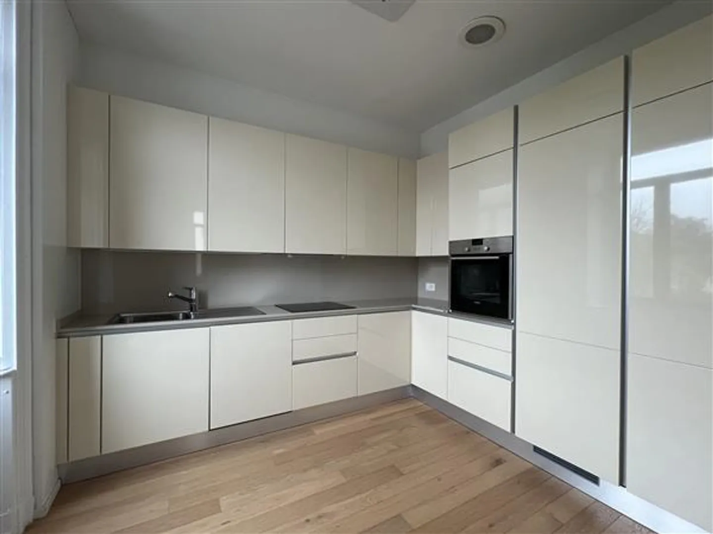 Lugano Luxury Apartment with Lake View - Photo 12 of 12