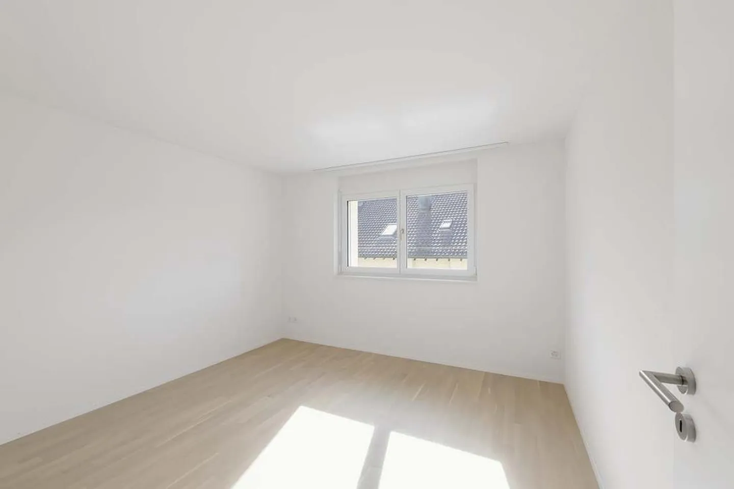Appartement moderne de 4 pièces, emplacement calme à Dietikon - Photo 9 sur 10