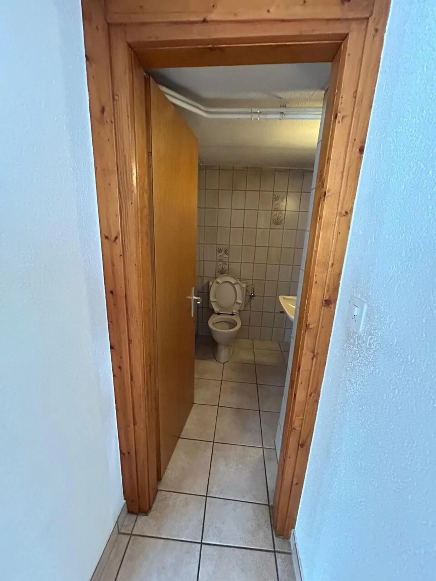 Beautiful opportunity: 4.5-room semi-detached house - Photo 4 of 16