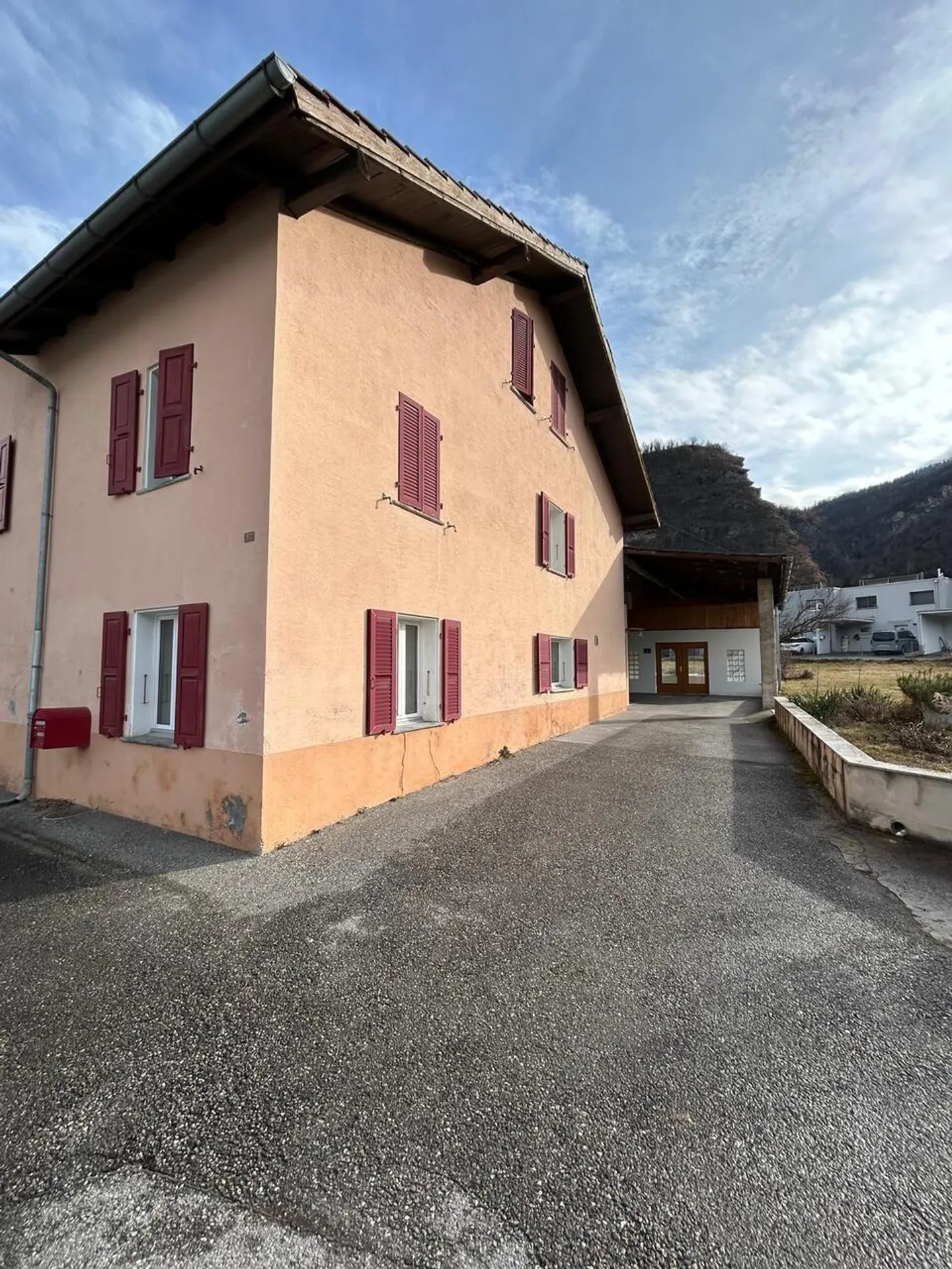 Beautiful opportunity: 4.5-room semi-detached house - Photo 16 of 16