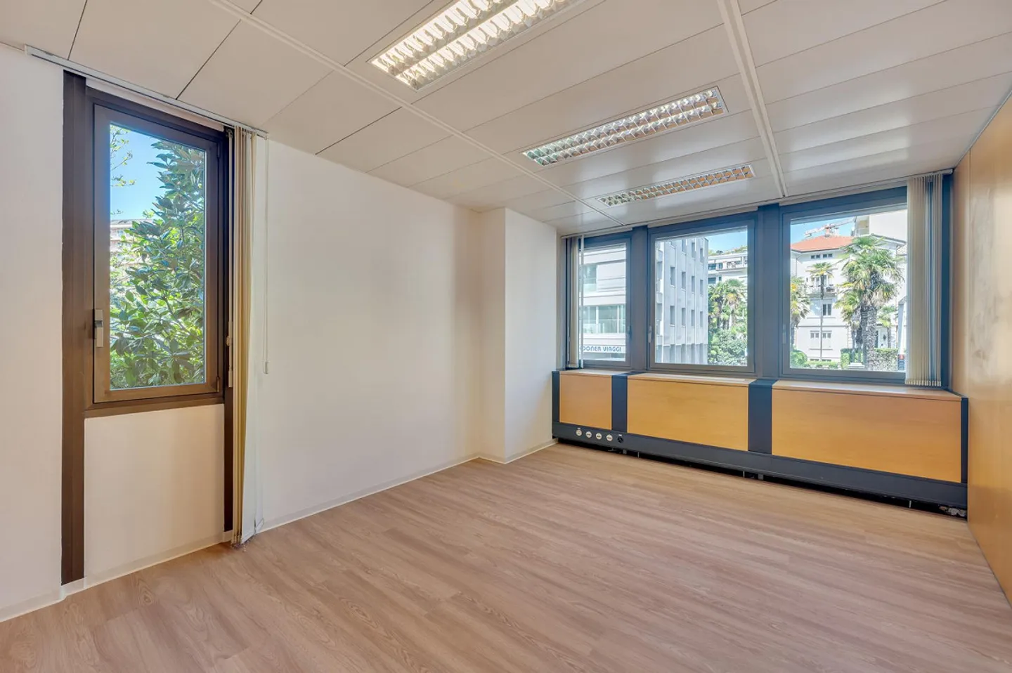 Bureau spacieux à Paradiso - Photo 3 sur 3