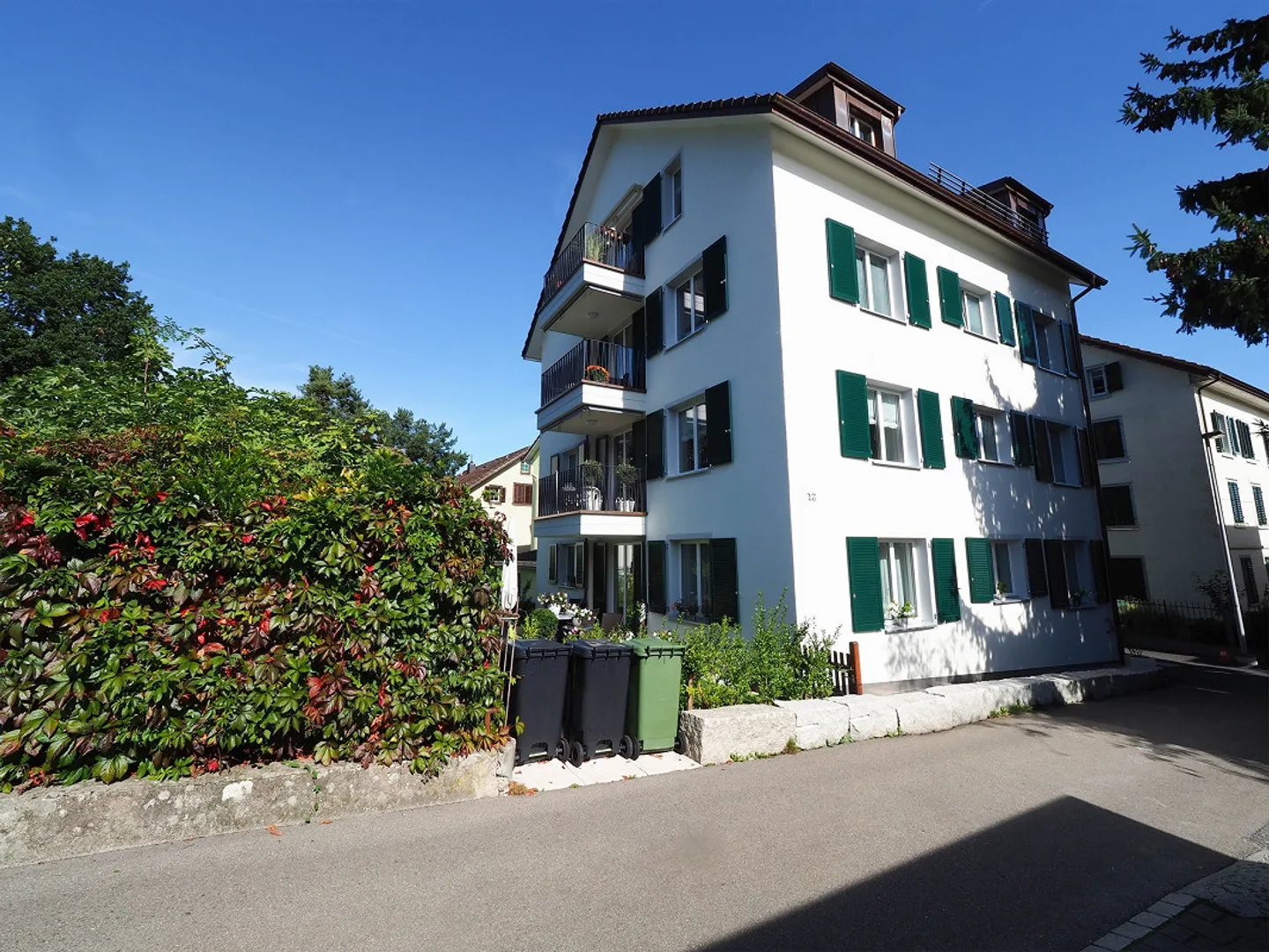 Nel centro del villaggio di Richterswil! - Foto 10 di 10