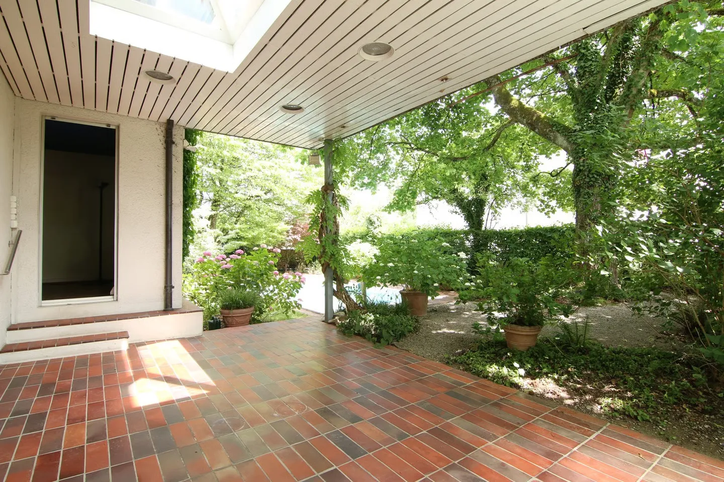 Green Oasis with Pool - Your Retreat Close to the City - Photo 2 of 13