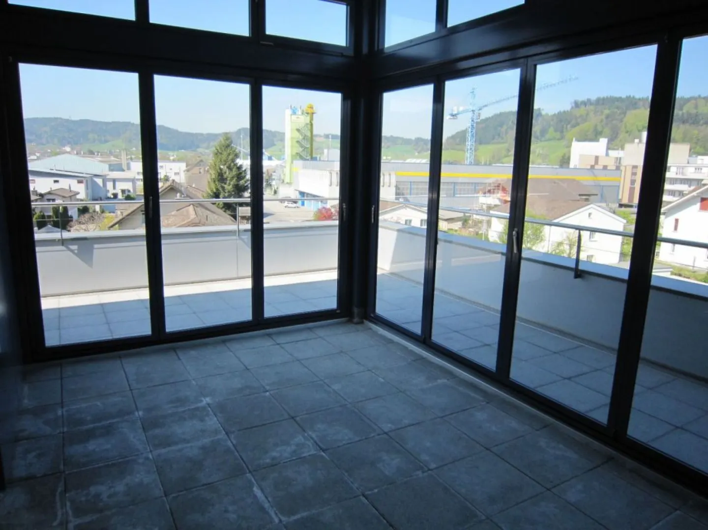 4.5-room penthouse apartment with winter garden - Photo 12 of 13