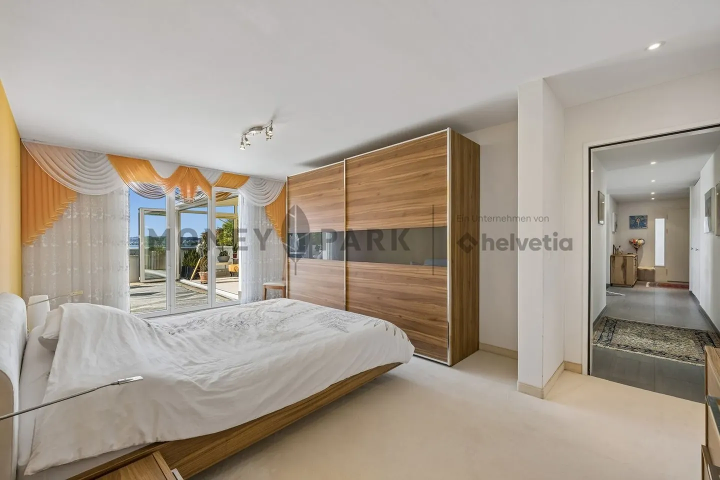 4.5- (5.5-)Zimmer-Terrassenwohnung am Zürichsee mit 180° Seesicht - Photo 6 of 9