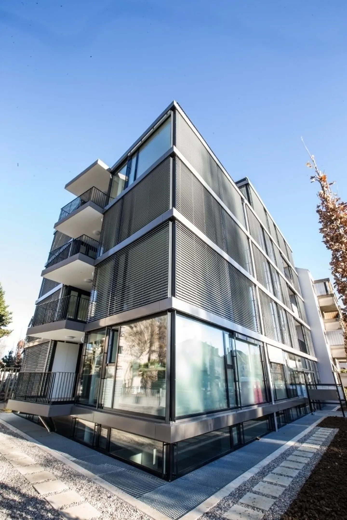 Ampio e luminoso appartamento di 4,5 stanze con finiture esclusive - Foto 1 di 6