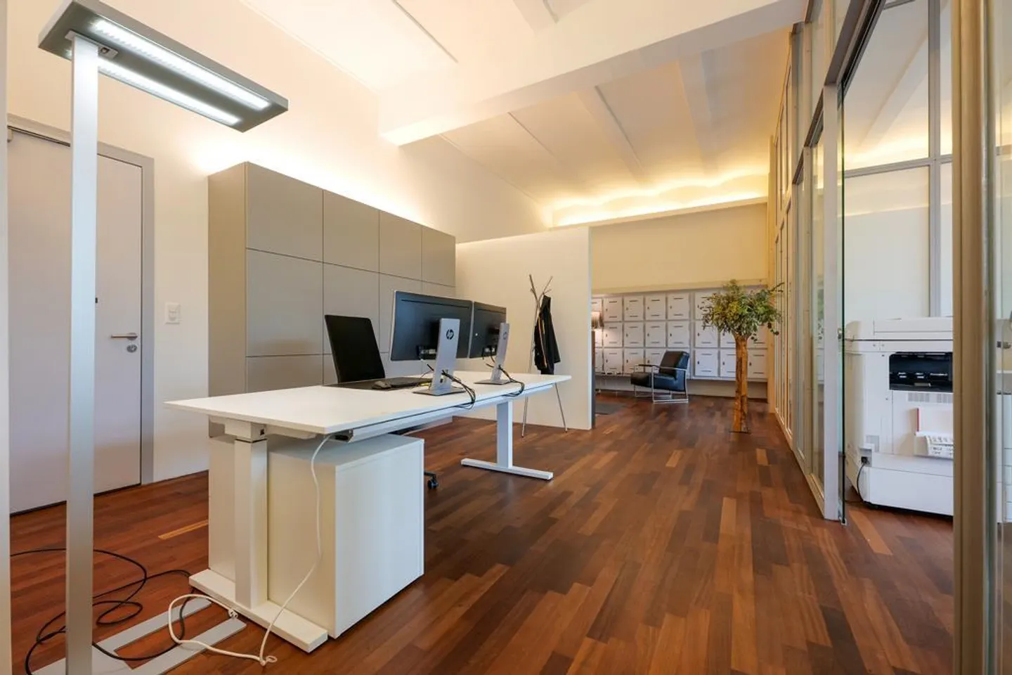 Bureau avec caractère dans le quartier Hürlimann - Photo 4 sur 7