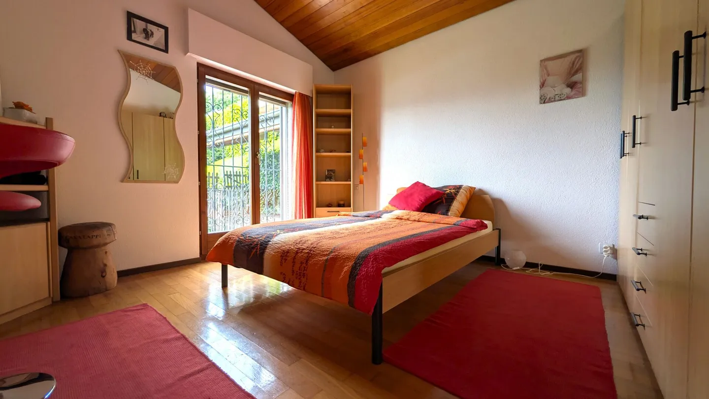 Elegance and privacy just minutes from Lugano - Villa with panoramic terrace - Photo 12 of 19