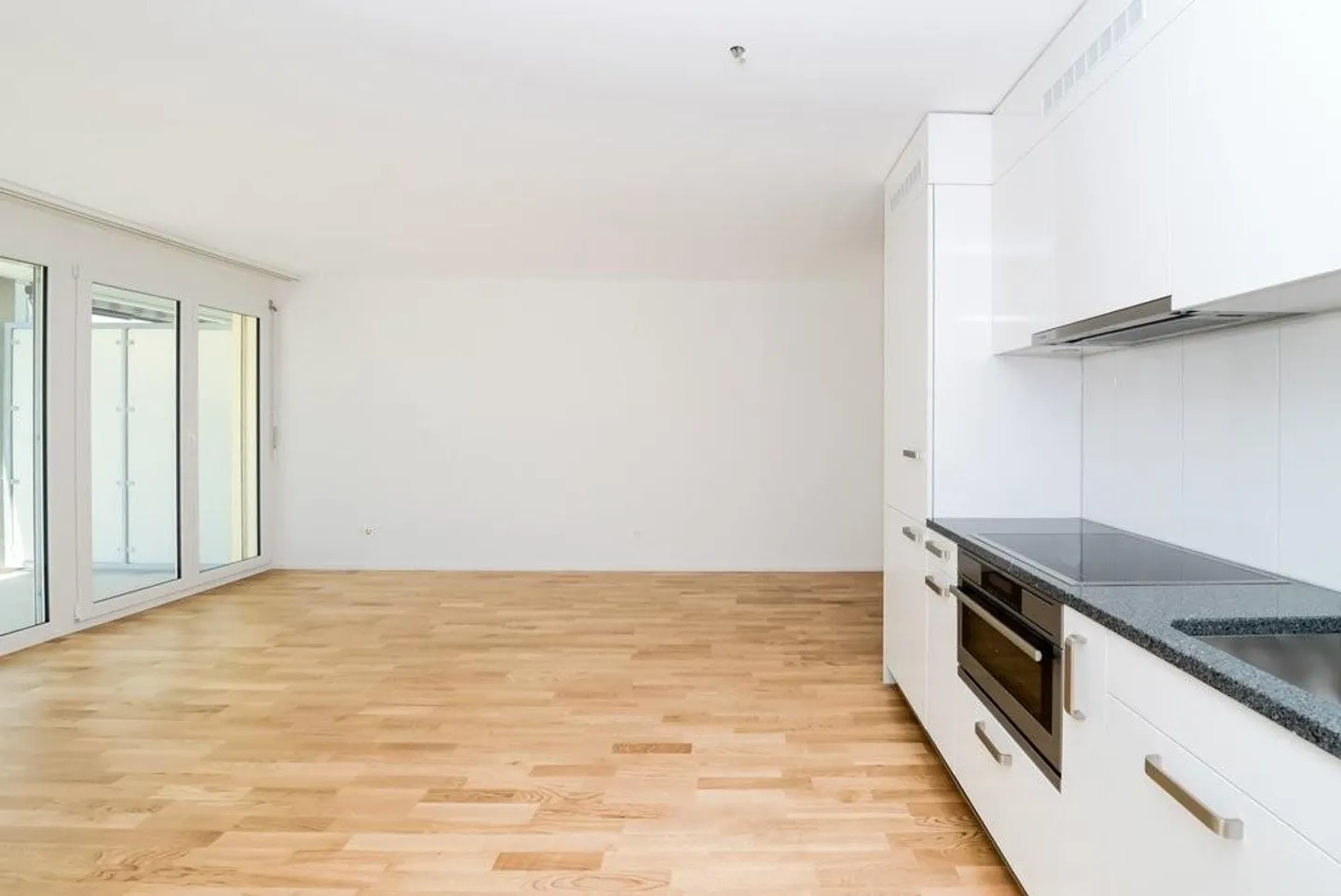 Modern 2.5-room apartment in the Stämpflia area - Photo 2 of 7