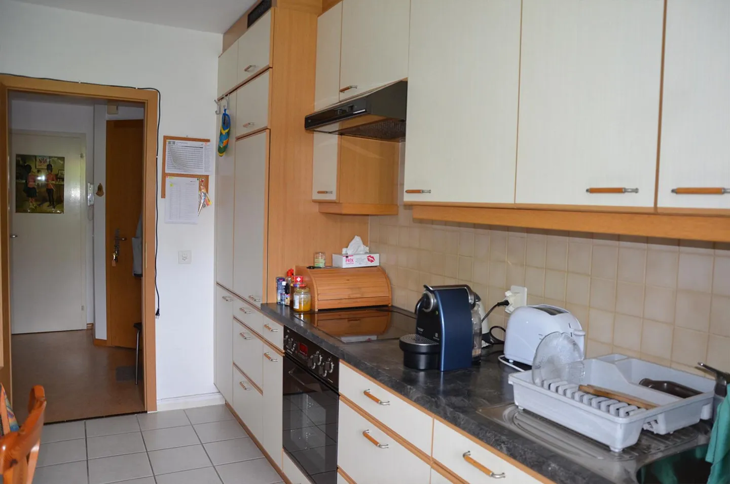 Appartamento attraente di 2,5 locali con grande balcone coperto - Foto 6 di 8