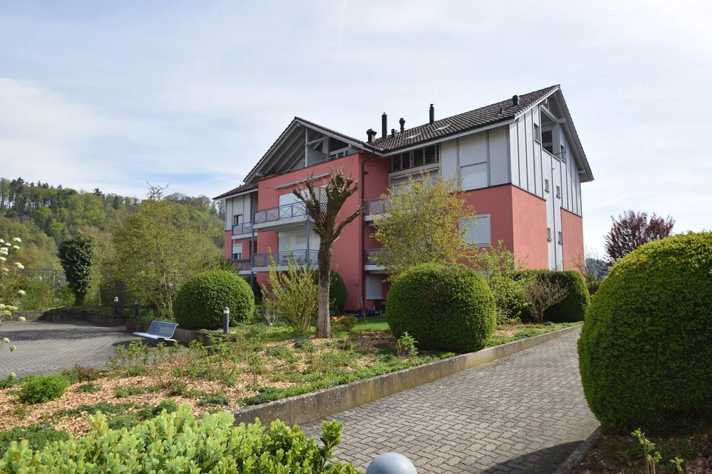 Appartement idéal pour les célibataires ou les retraités actifs - Photo 1 sur 13