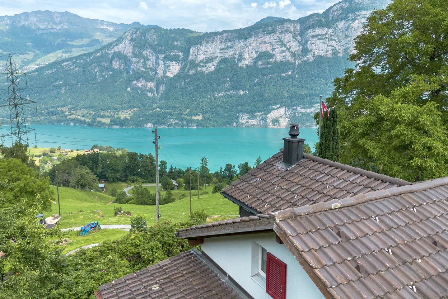 Un gioiello in posizione elevata sopra il lago di Walen - Foto 5 di 6