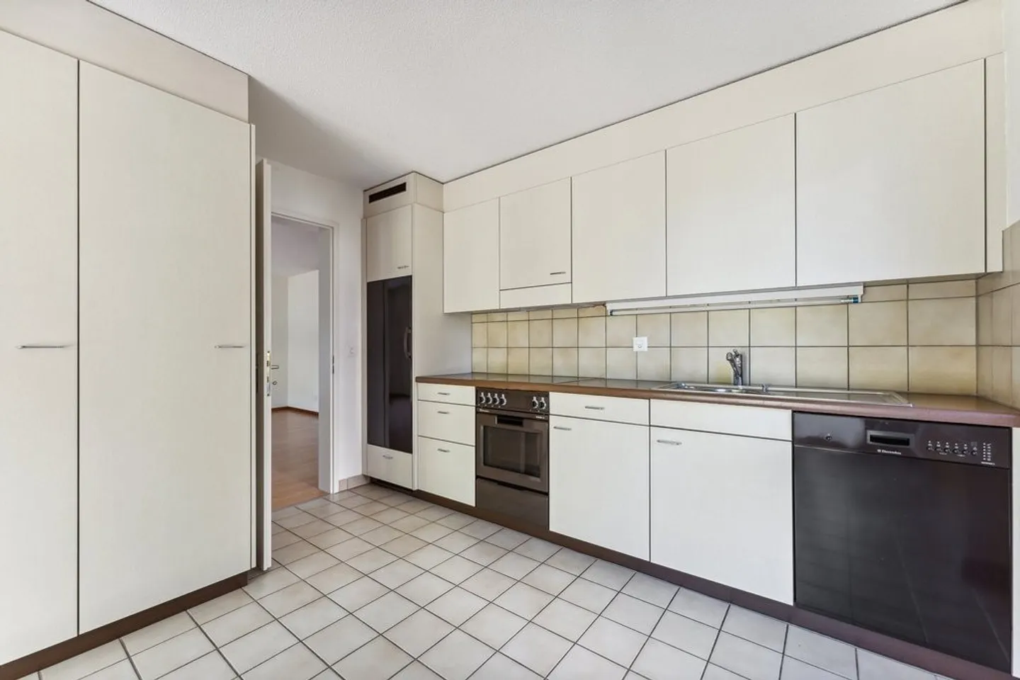 Apartment for rent - Photo 5 of 6