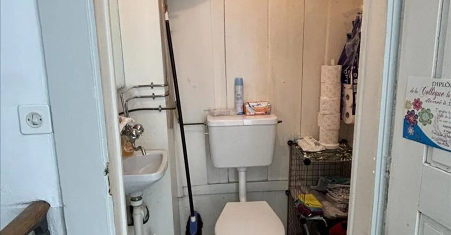 Edificio ad uso misto in affitto - Foto 4 di 9