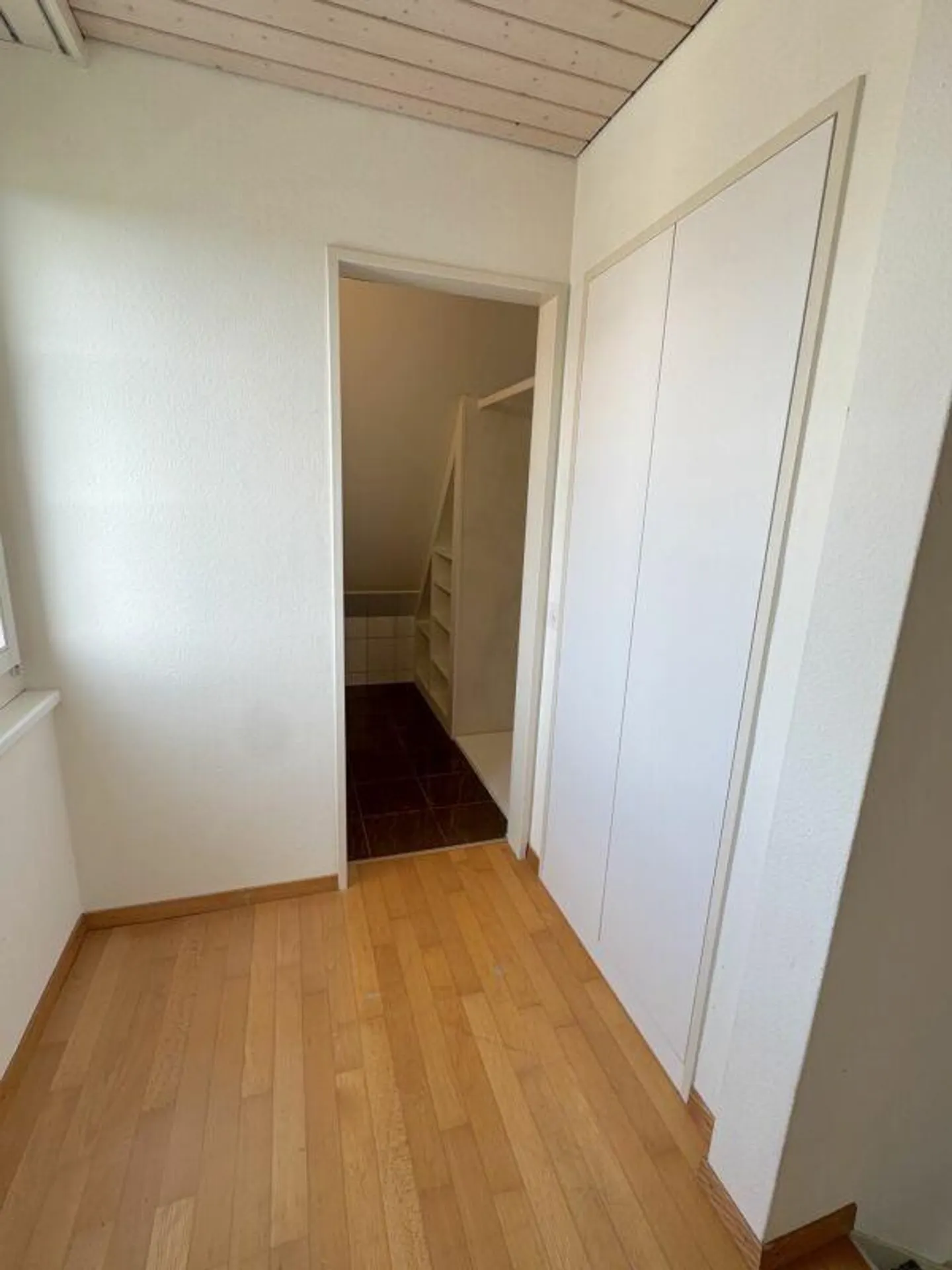 Maisonette apartment with a view - Photo 11 of 12