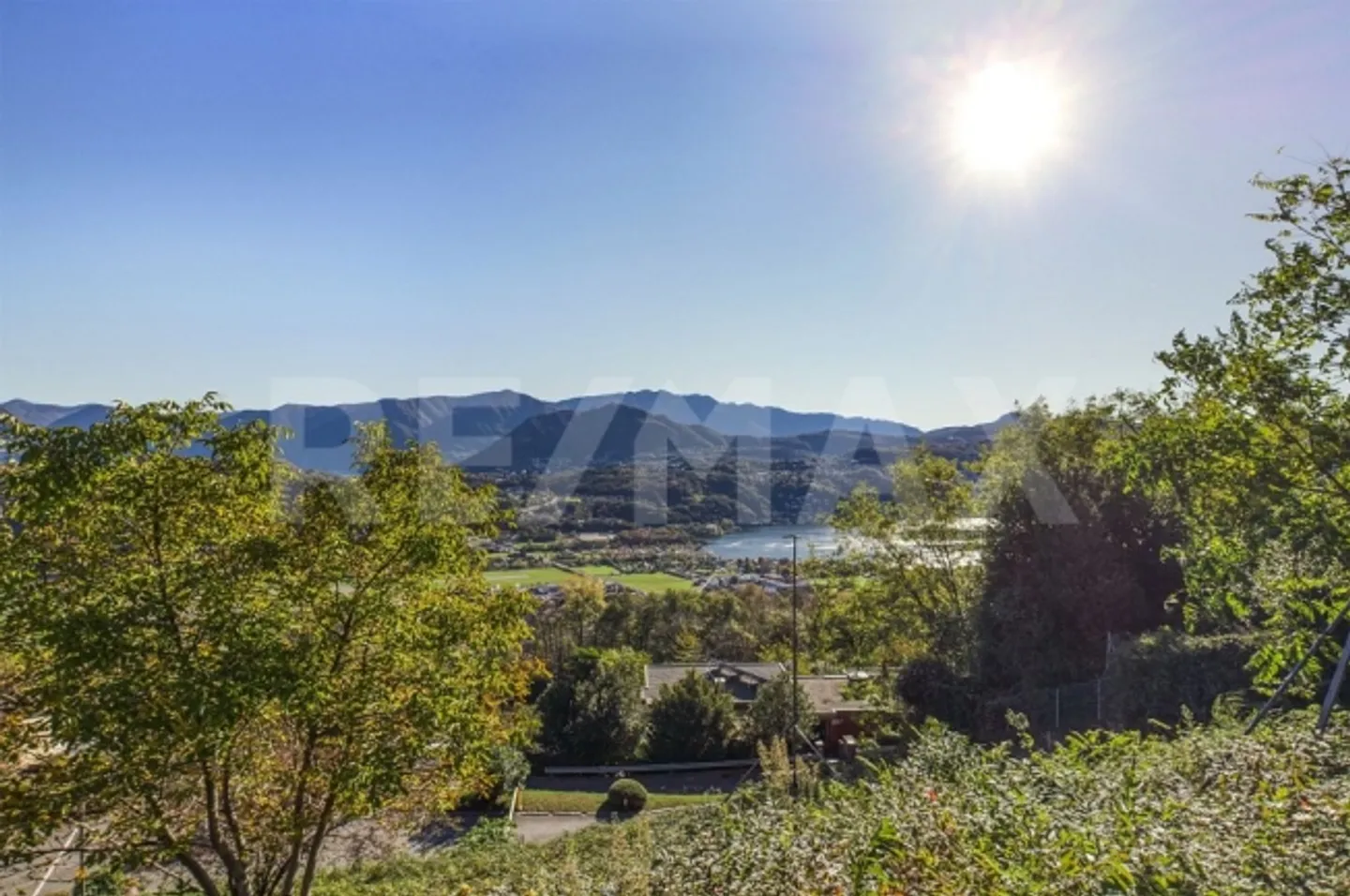 Apartment - Photo 12 of 13