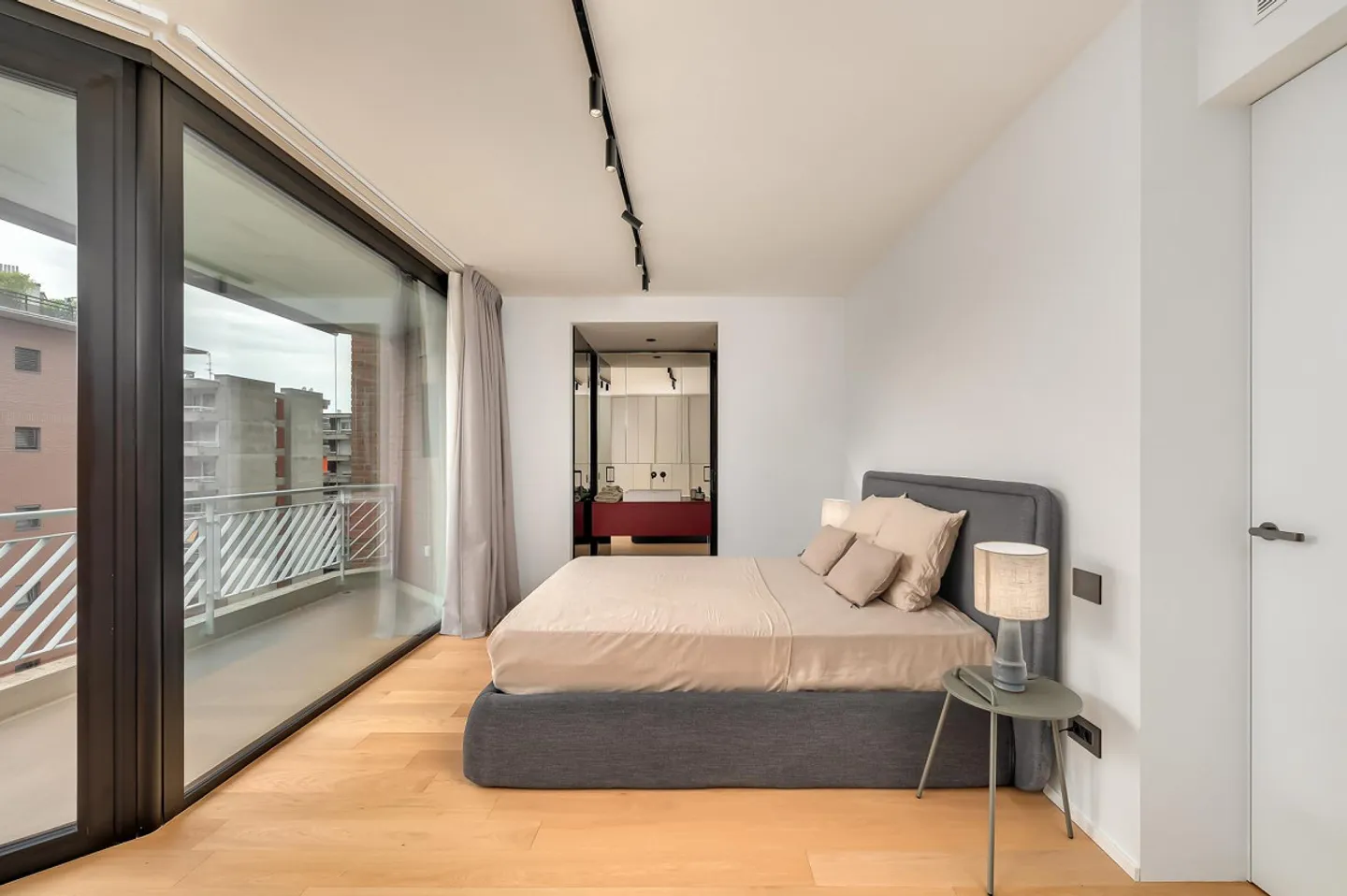 NEW DUPLEX PENTHOUSE IN LUGANO - Photo 13 of 13