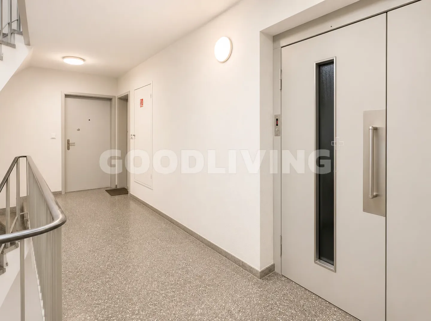 Sunny 3.5-room apartment with lift and attractive ground lease rate - Photo 10 of 13