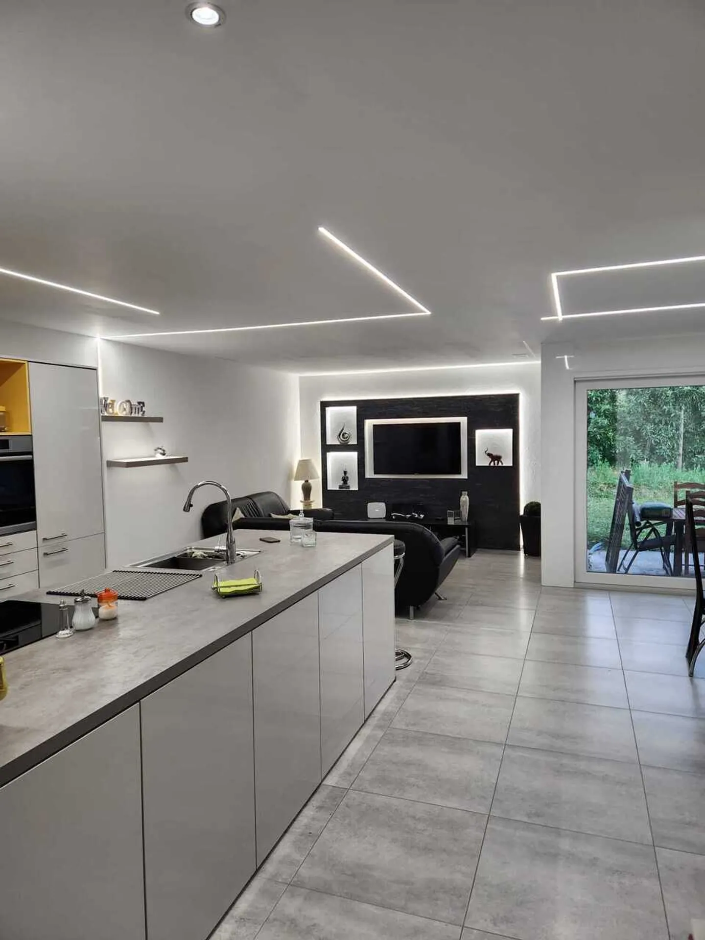 Casa moderna a Conthey - Foto 2 di 14