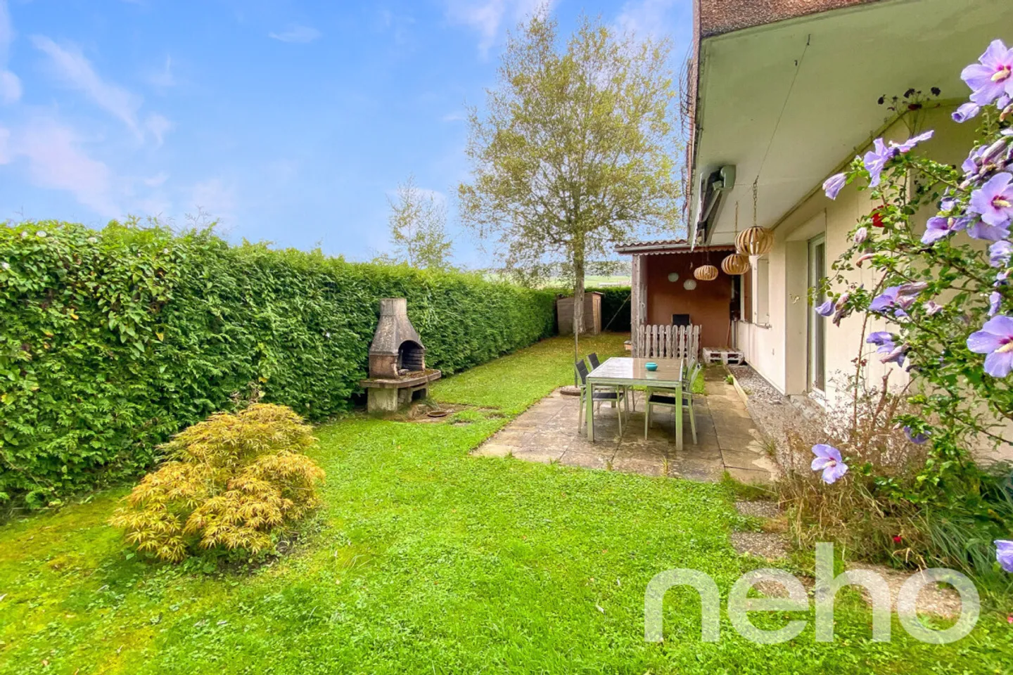 Casa plurifamiliare al confine di una zona agricola con grande potenziale! - Foto 1 di 13