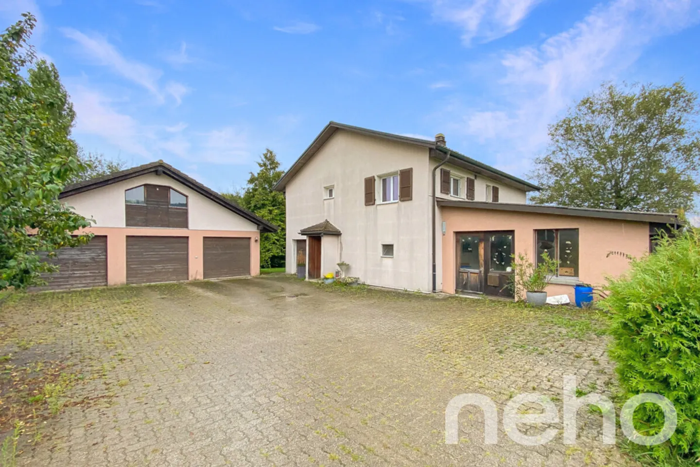 Casa plurifamiliare al confine di una zona agricola con grande potenziale! - Foto 4 di 13