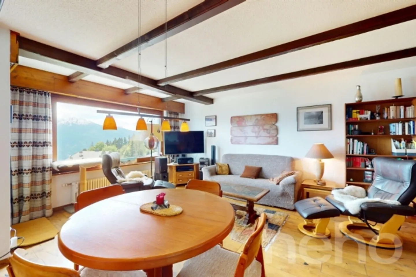 Helles Apartment mit atemberaubendem Blick auf die Schweizer Alpen - Foto 1 von 13