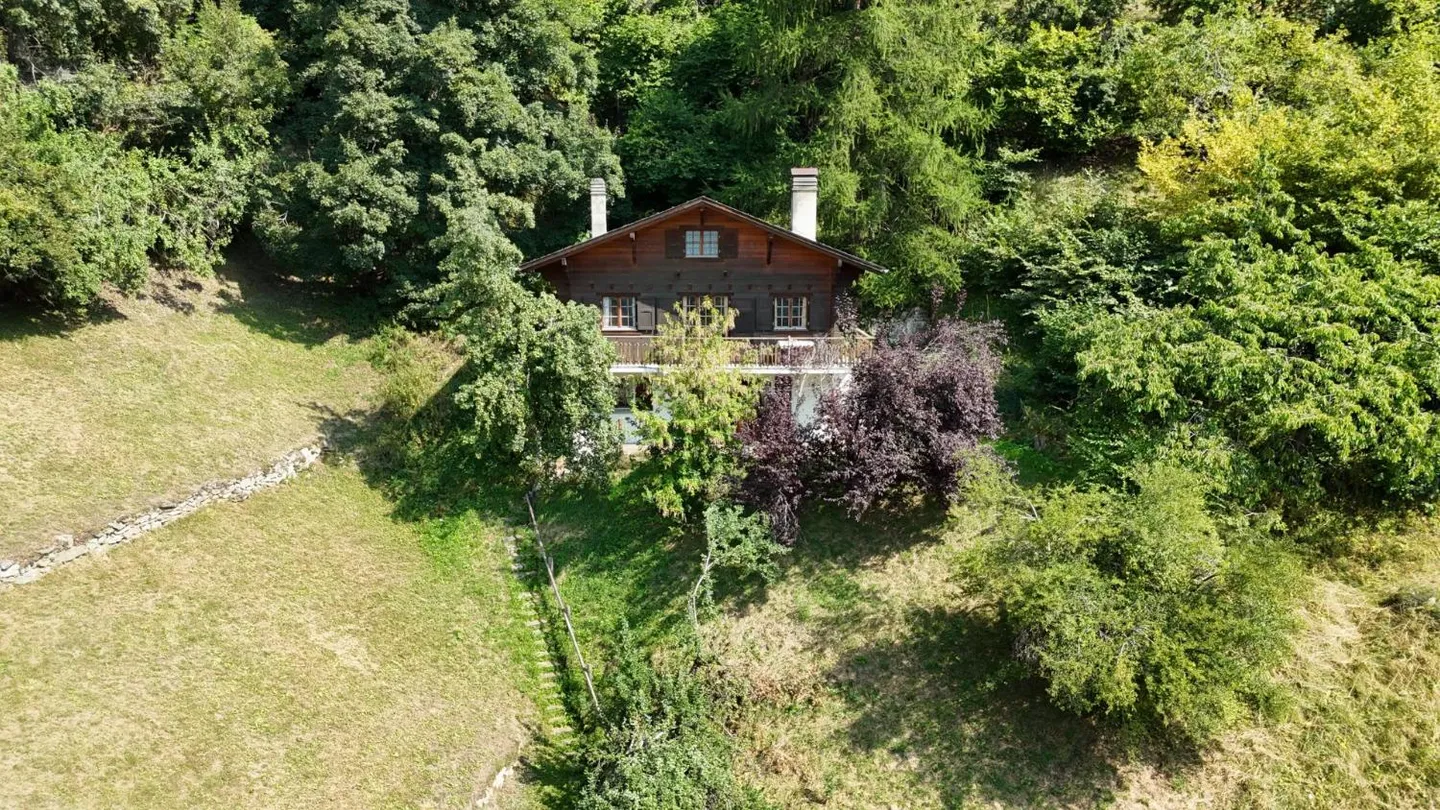 Chalet in Isérables in einem Friedensort! - Foto 3 von 13