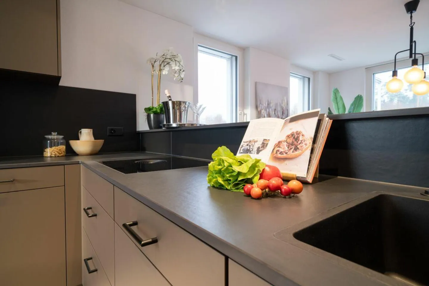 3 1/2 Room Attic in Zollikerberg - Tax-Optimized City Residence - Photo 3 of 9