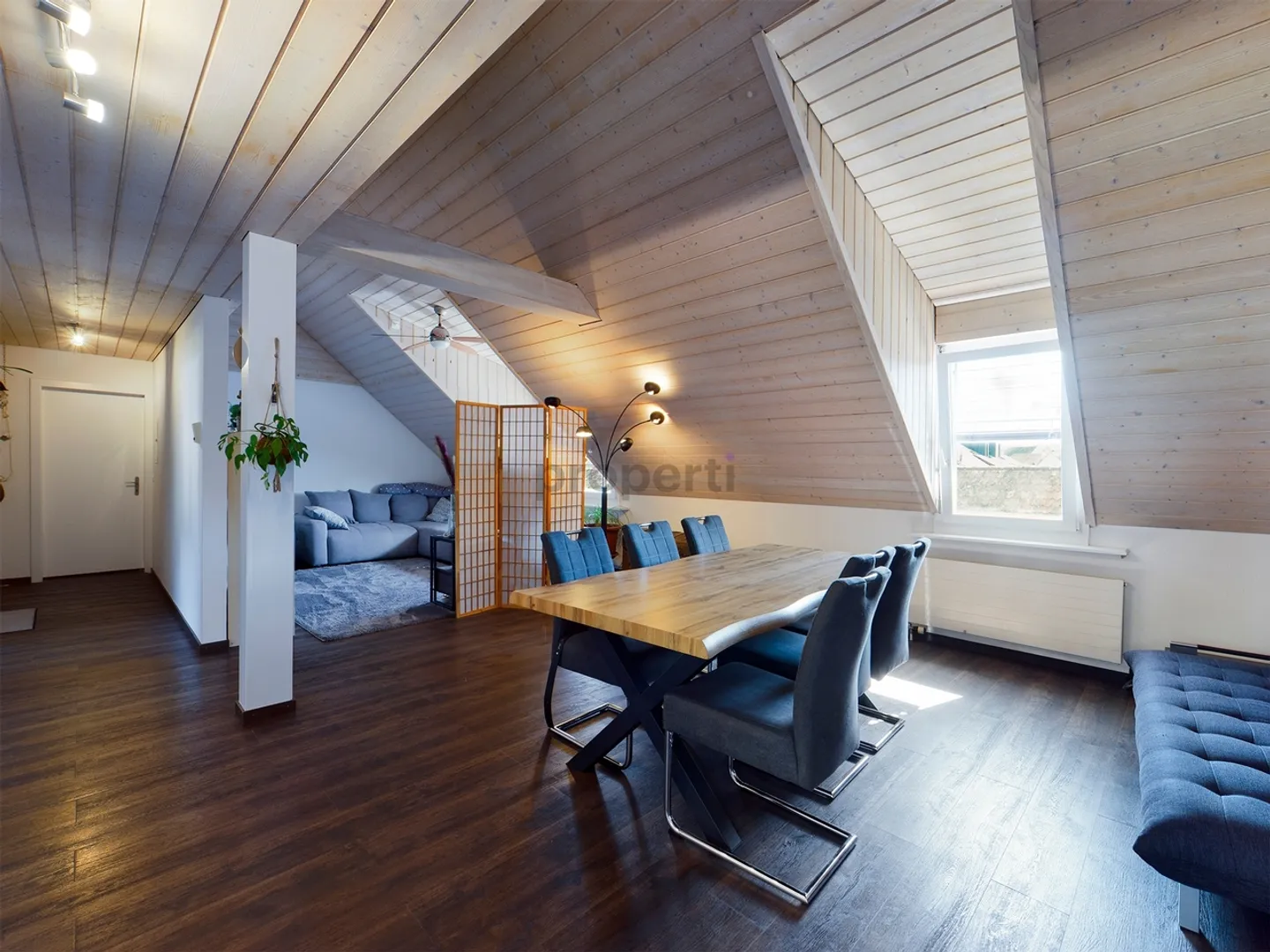 Moderno appartamento mansardato di 3,5 stanze con spazio cantina pratico, Stein am Rhein - Foto 1 di 7