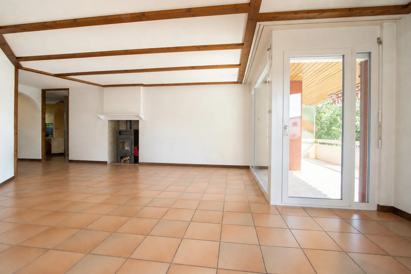 Appartement attrayant de 3,5 pièces dans un emplacement central à Lyss - Photo 3 sur 16