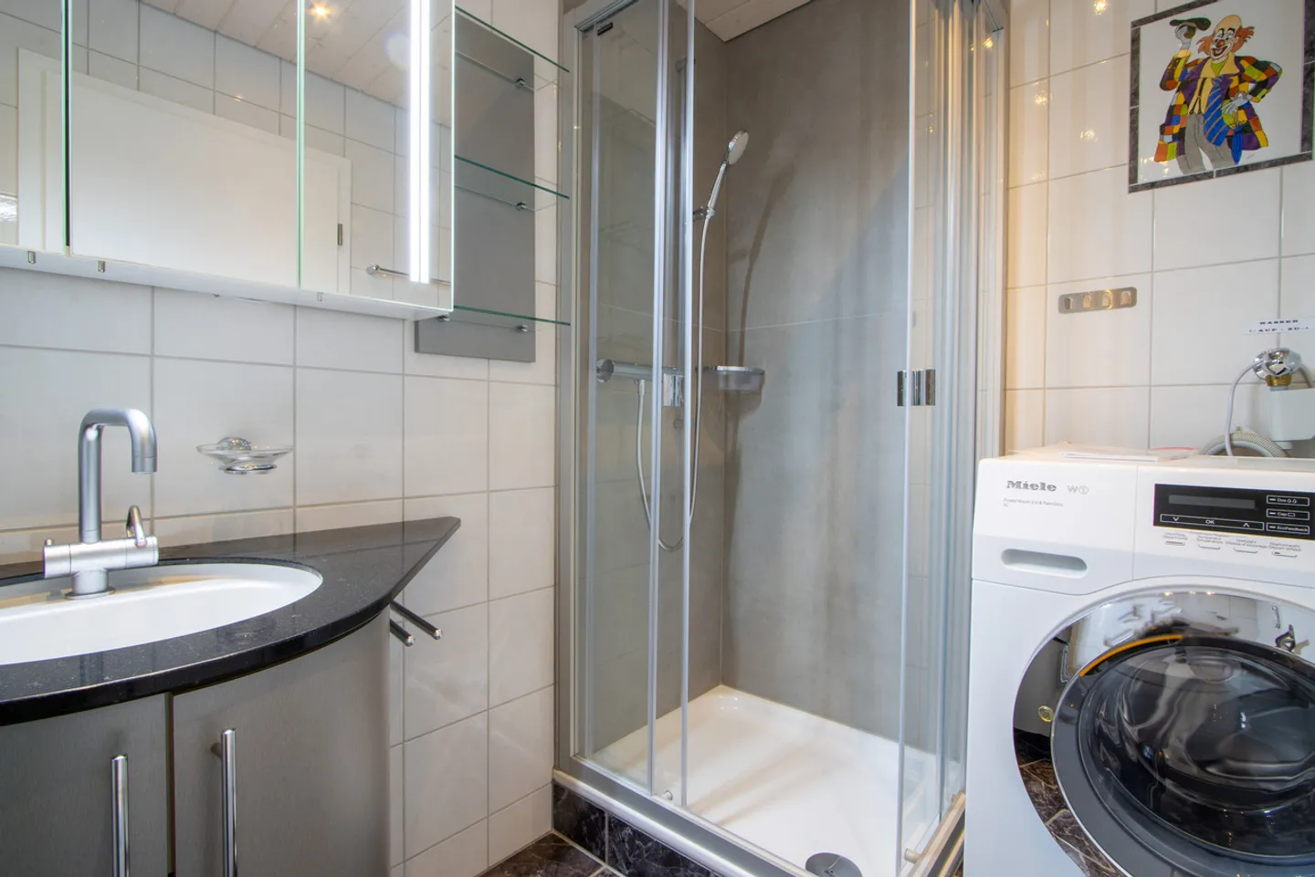 Appartement attrayant de 3,5 pièces dans un emplacement central à Lyss - Photo 7 sur 16