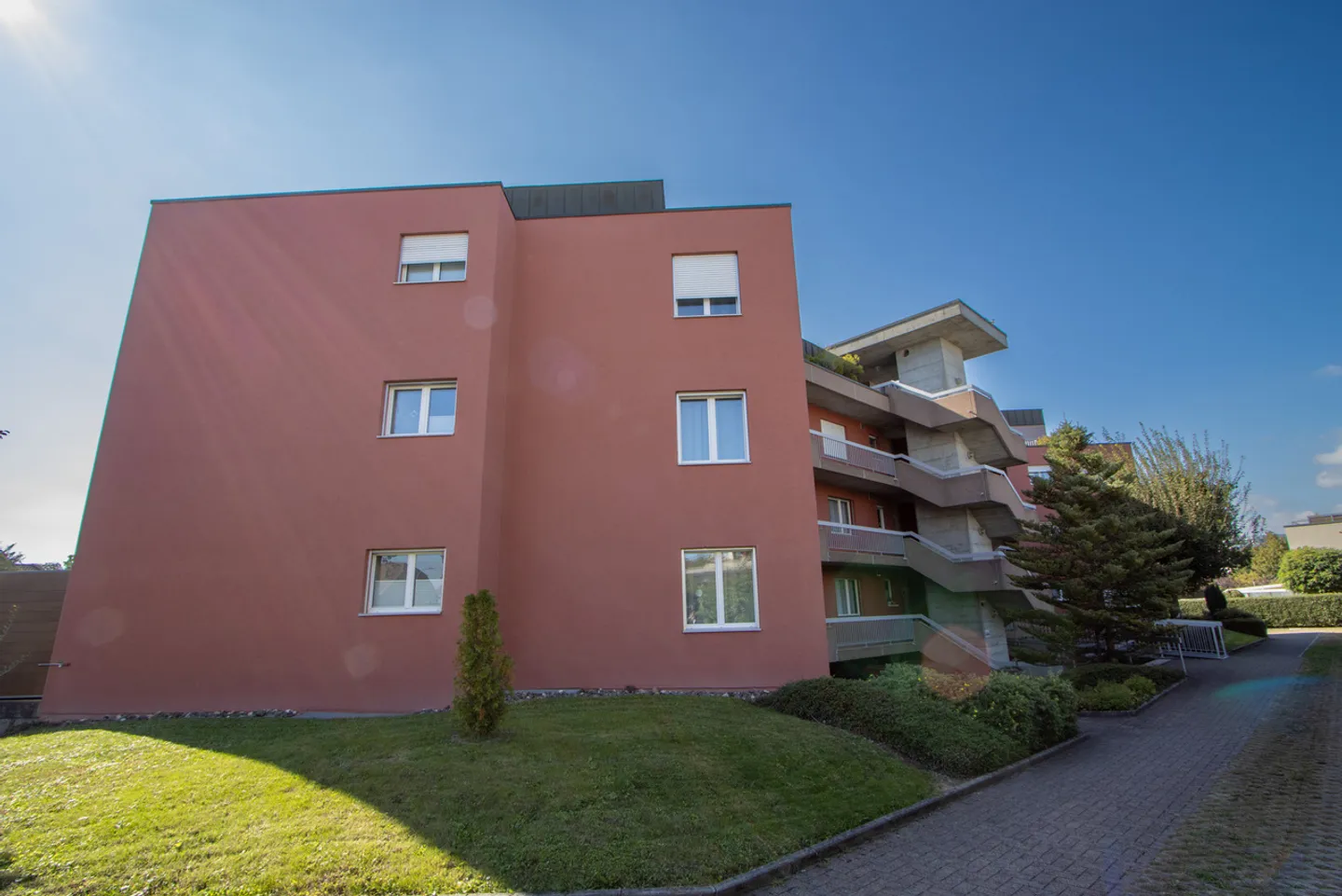 Appartement attrayant de 3,5 pièces dans un emplacement central à Lyss - Photo 16 sur 16