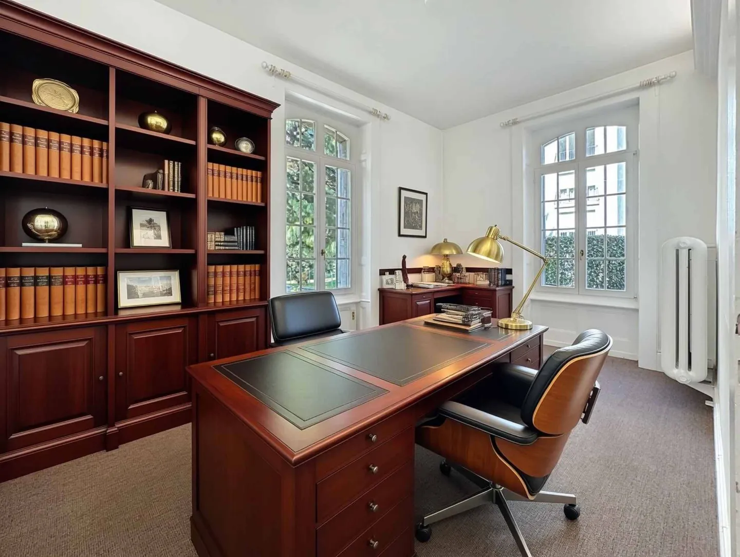 Prestigious residence in a sought-after area - Photo 8 of 13