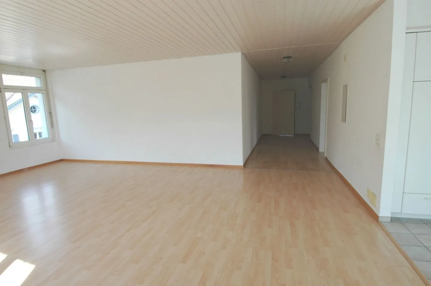 Bright 3½-Room Apartment in Grenchen - Photo 5 of 6