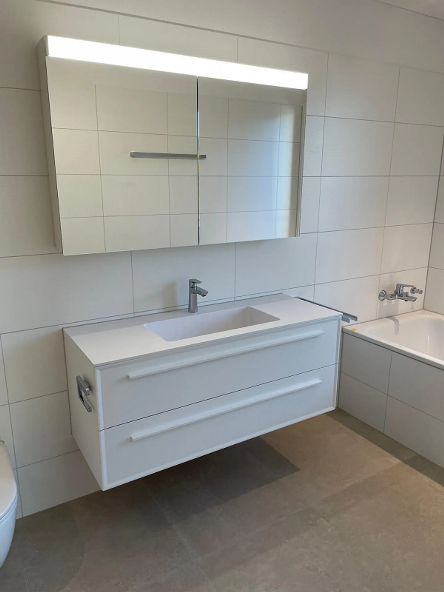 Modern 4.5-room apartment in ownership standard in a central location - Photo 12 of 16