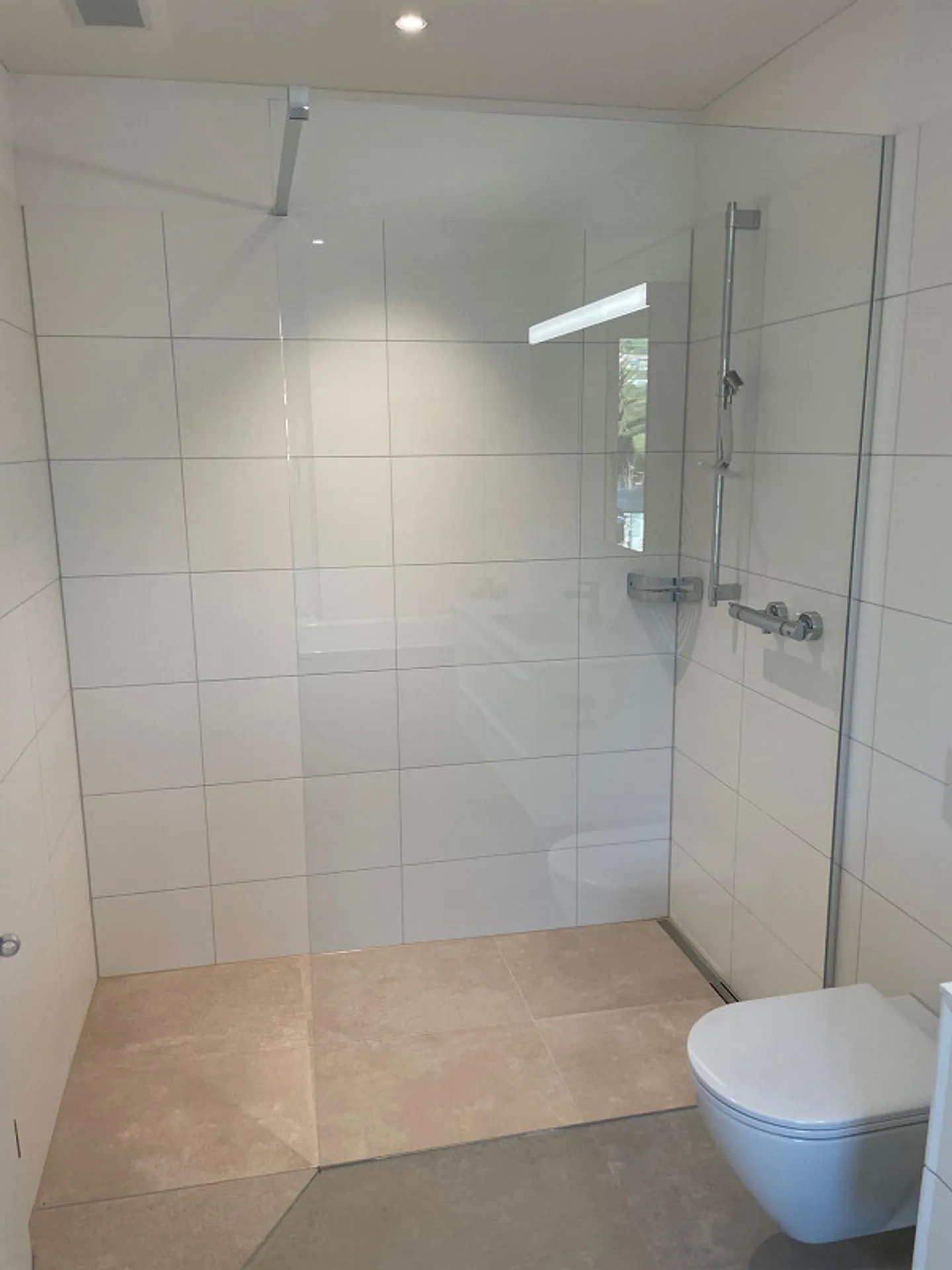 Modern 4.5-room apartment in ownership standard in a central location - Photo 13 of 16