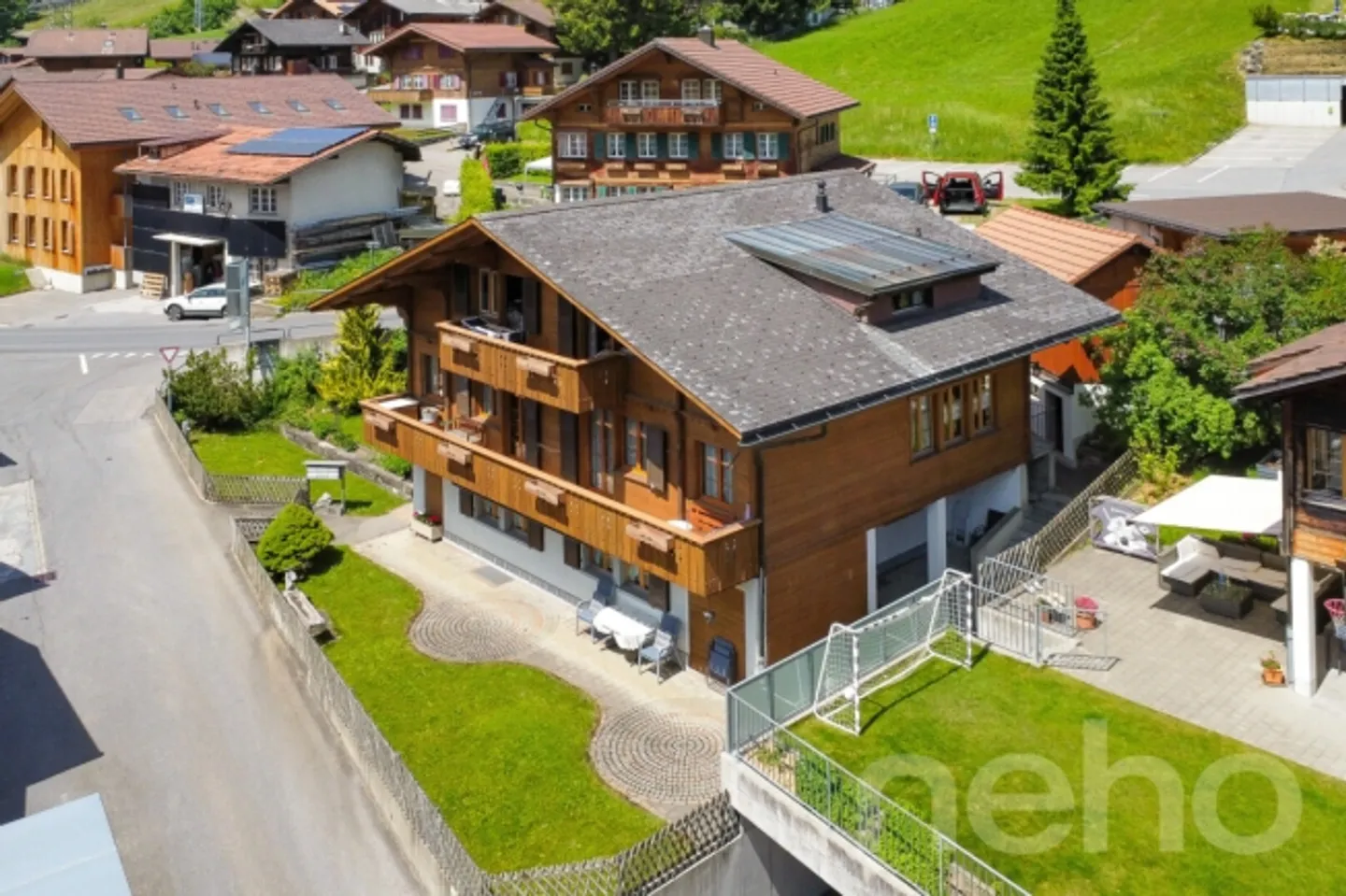 Exclusive Chalet Jewel with Mountain Panorama in Central Location - Photo 2 of 13