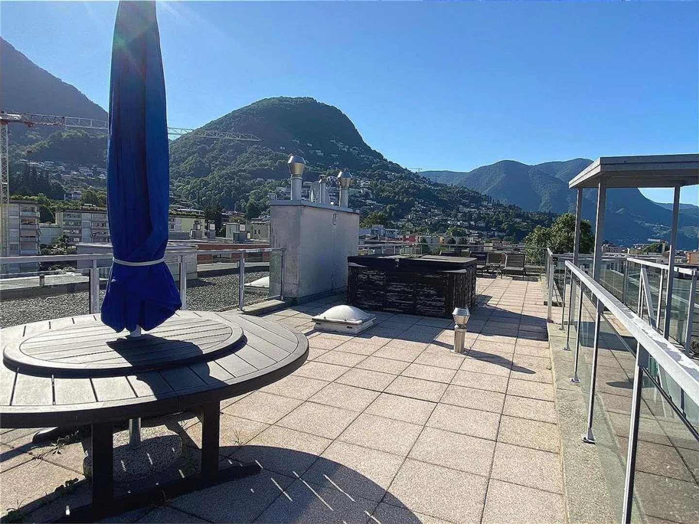 Attico moderno con roof garden - Foto 12 di 13
