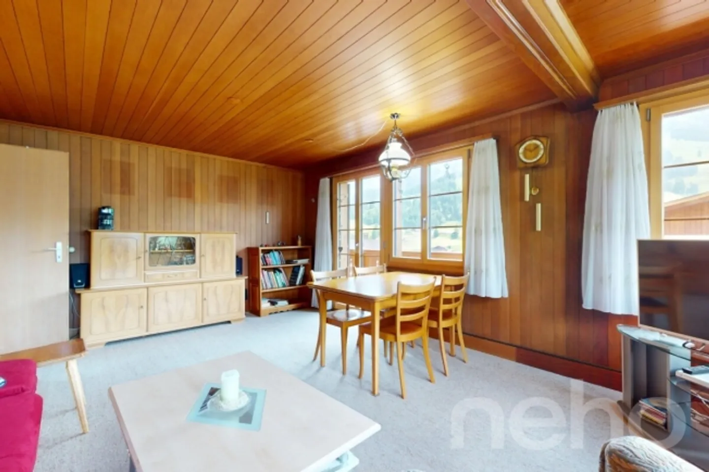 Exclusive Chalet Jewel with Mountain Panorama in Central Location - Photo 5 of 13